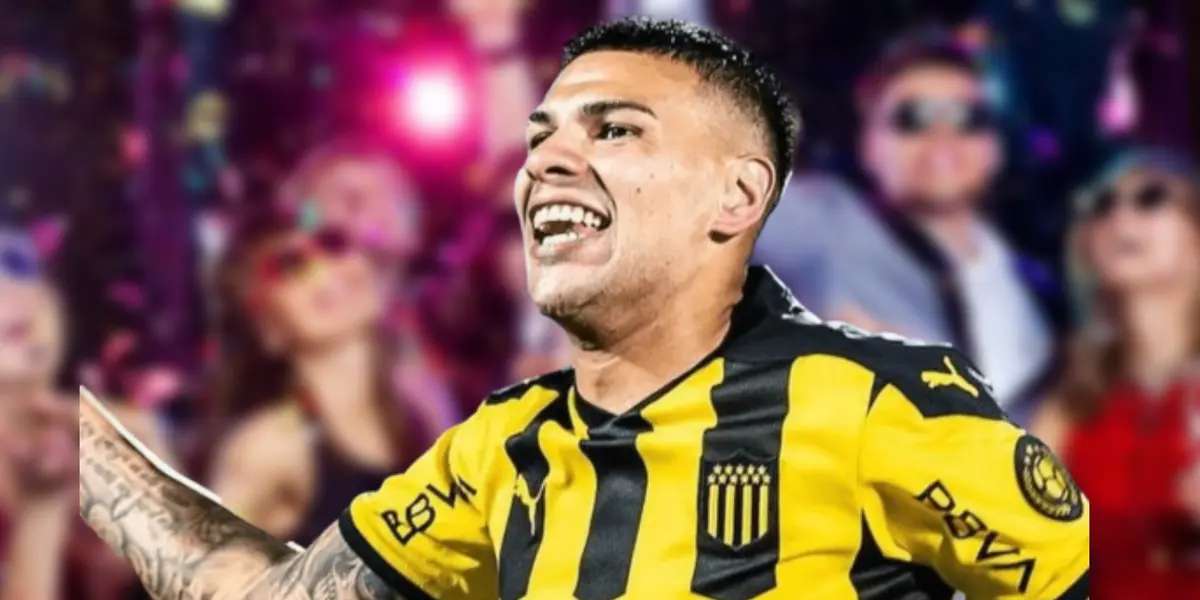 Agustín Álvarez Wallace, volante uruguayo.