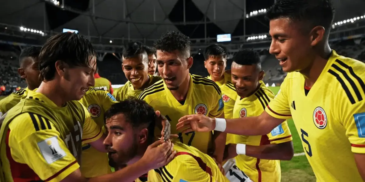 Al parecer, al menos un par de jugadores del equipo juvenil ya habrían captado la atención de Lorenzo.