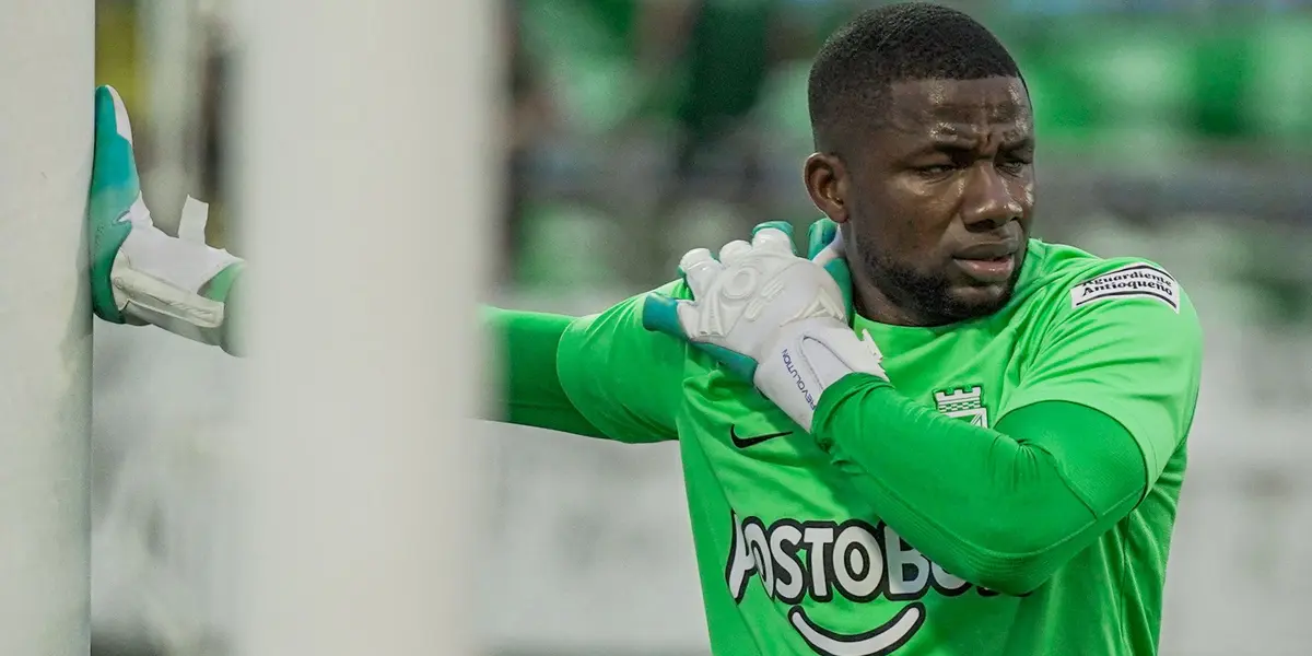 Cuando solo iban 10 minutos de juego, Harlen Castillo iba a cometer un error tras un centro desde la derecha