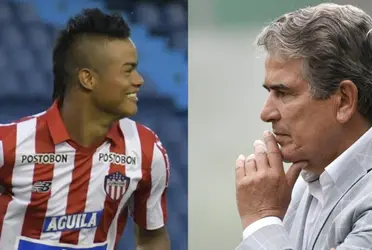 Durante la firma de su contrato, el delantero hizo un gesto que ha dado mucho de qué hablar.