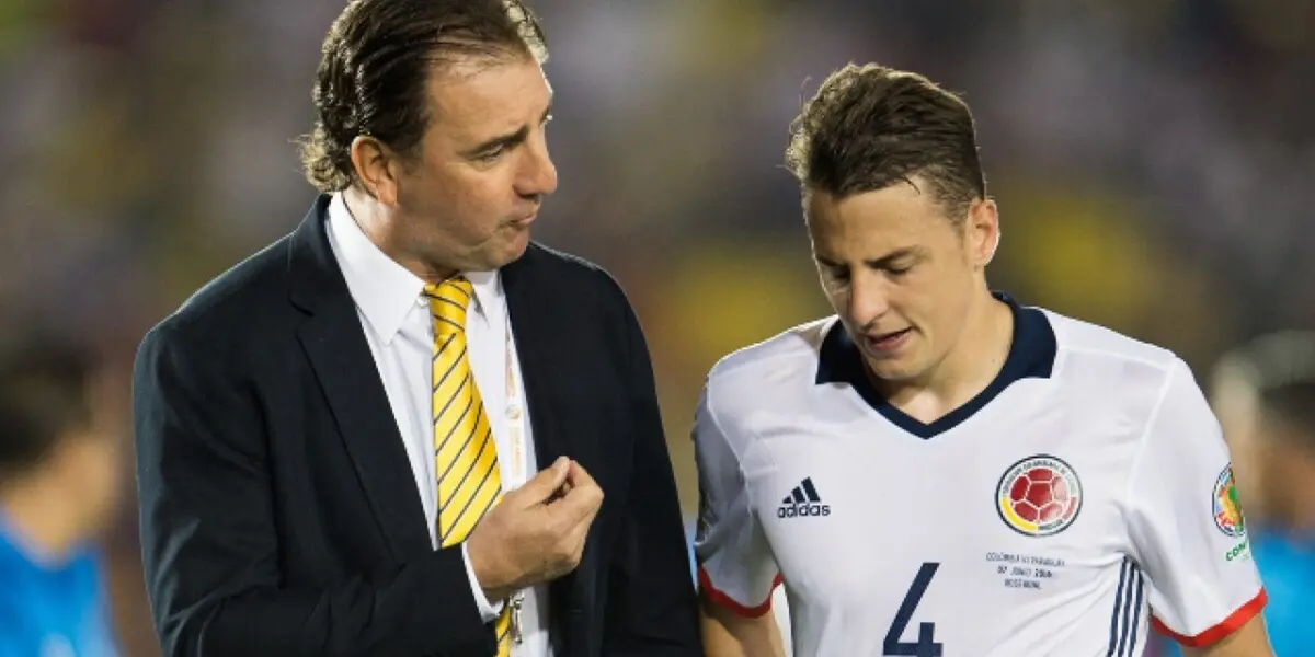 El argentino ha dirigido cuatro partidos con el equipo de mayores.