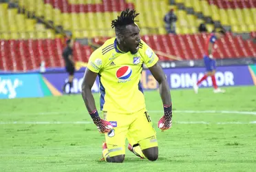 El arquero Juan Moreno aparece en la titular por la ausencia de Álvaro Montero. Fernando Uribe vuelve a ser de la partida en ataque.