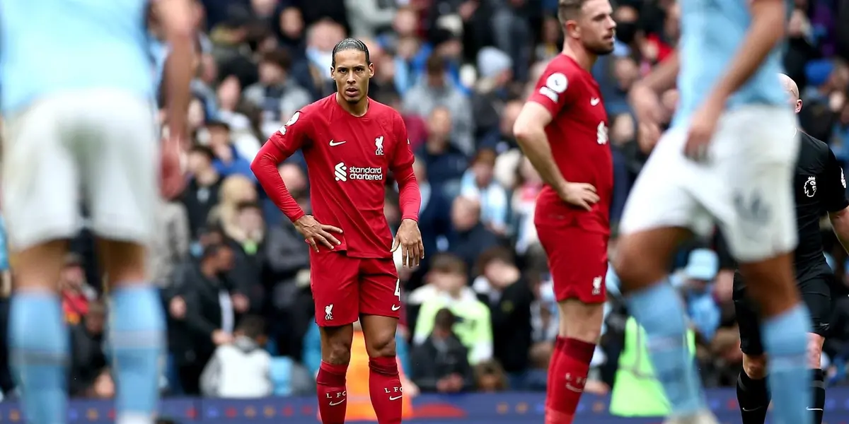 El atacante colombiano no hizo parte del equipo titular ni de los jugadores que estuvieron en el banco de suplentes.