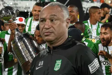 El aún jugador activo acabó de recibir una certificación de la CONMEBOL.