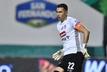 El cardenal optó por retirarse de las canchas de futbol, aquejado por las constantes lesiones