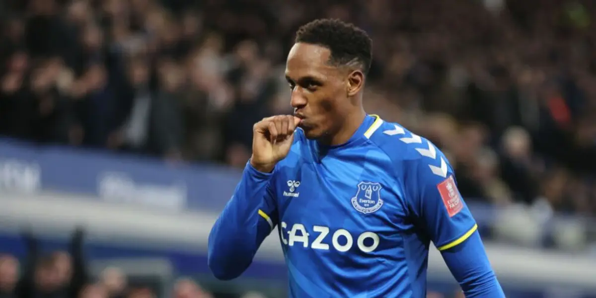 El central colombiano venía tendiendo poca participación en el club inglés, pero en los últimos compromisos ha dejado buenas impresiones.