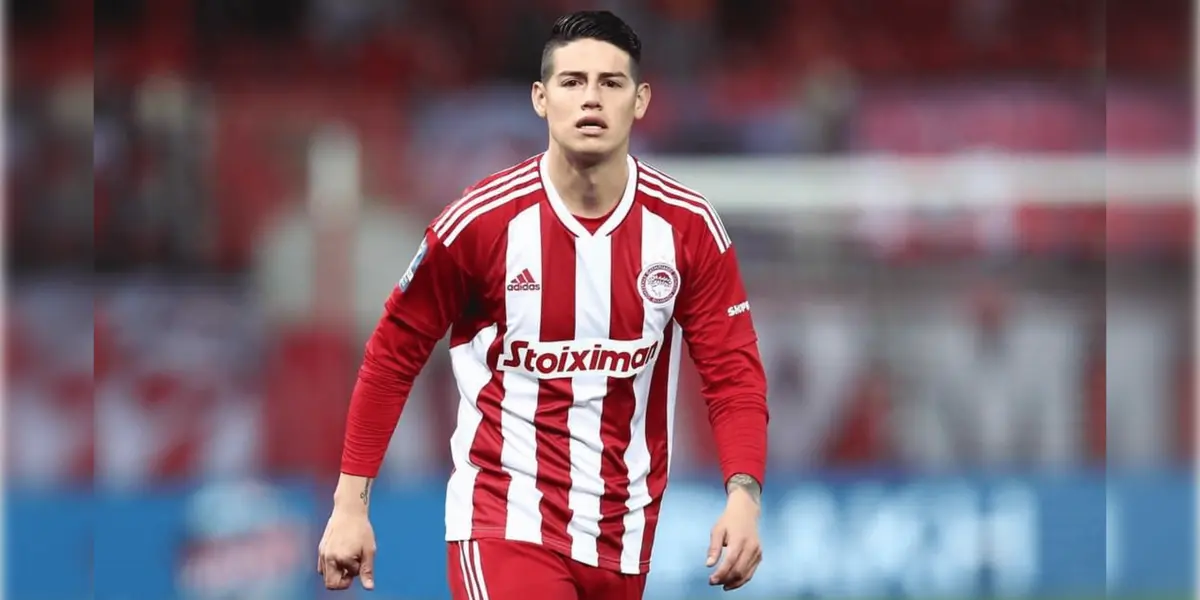 El club de El Pireo hace parte de los doce clasificados.