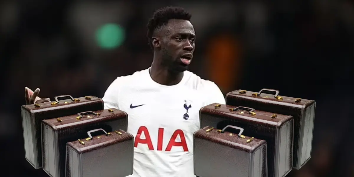 El defensor colombiano ha recibido ofertas importantes para abandonar su actual club.