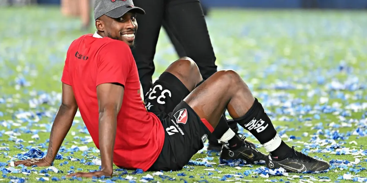 El delantero nacido en municipio de Magüí Payán, Nariño, es la gran figura del Atlas de México.