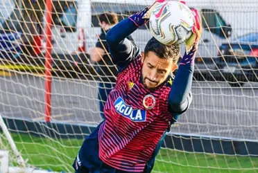 El entrenador Néstor Lorenzo ha realizado dos sesiones de entrenamiento en España y hasta el momento cuenta con 13 jugadores en el equipo.