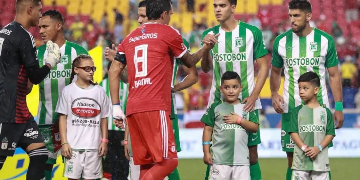 El equipo americano duró cinco años en la segunda divisón del fúbtol colombiano y durante ese tiempo fue que el ‘Verde’ le extendió la mano.