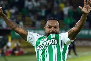 El equipo verde empató el partido a pesar de tener un hombre menos en cancha.