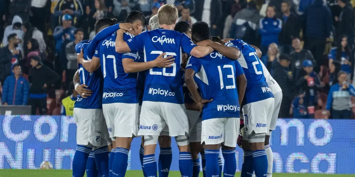 El primer tiempo estuvo marcado por las lesiones de dos jugadores importantes para el conjunto azul de la capital.