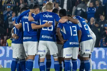 El primer tiempo estuvo marcado por las lesiones de dos jugadores importantes para el conjunto azul de la capital.