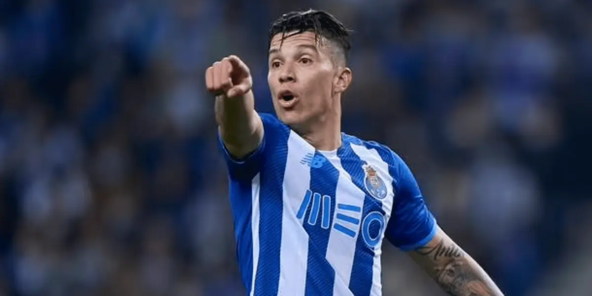 El volante colombiano se reencontrará con un viejo conocido del fútbol colombiano que ya lo dirigió en el pasado.