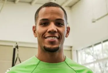 El volante de Atlético Nacional puso el 0-2 para su equipo con un tanto inolvidable.