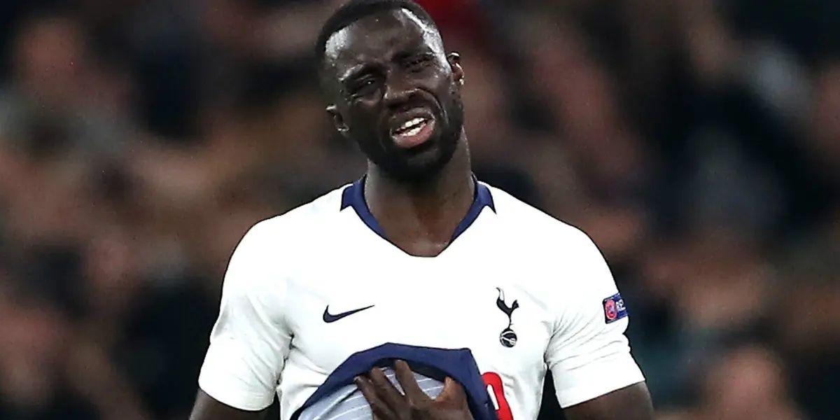 El zaguero colombiano ha tenido dificultades para demostrar su habilidad defensiva en Inglaterra.