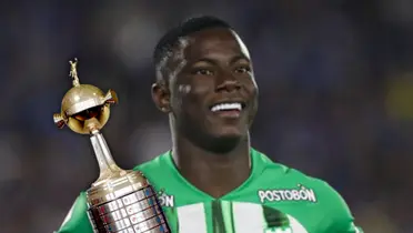 Hinestroza está en el centro de las decisiones en Nacional. Ya habría veredicto sobre su futuro en la Copa. Foto: Nacionaloficial y CONMEBOL