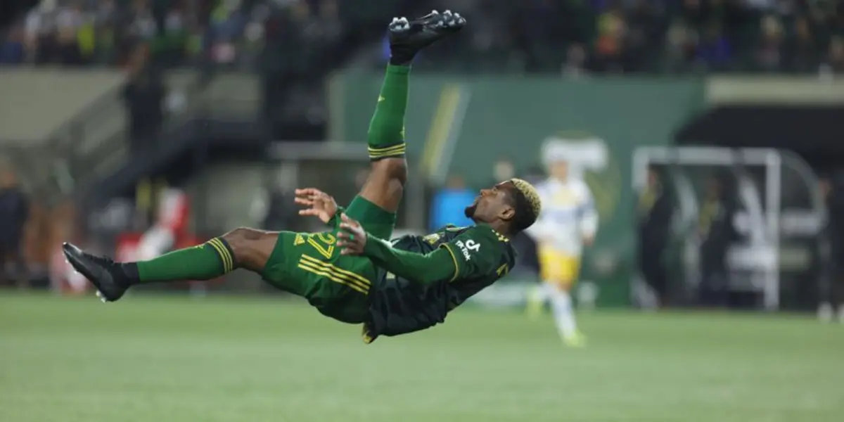 Hubo un segundo futbolista ‘cafetero’ que también obró una anotación brillante.