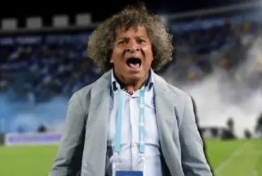 Los embajadores necesitan poder encontrar un delantero para el equipo.