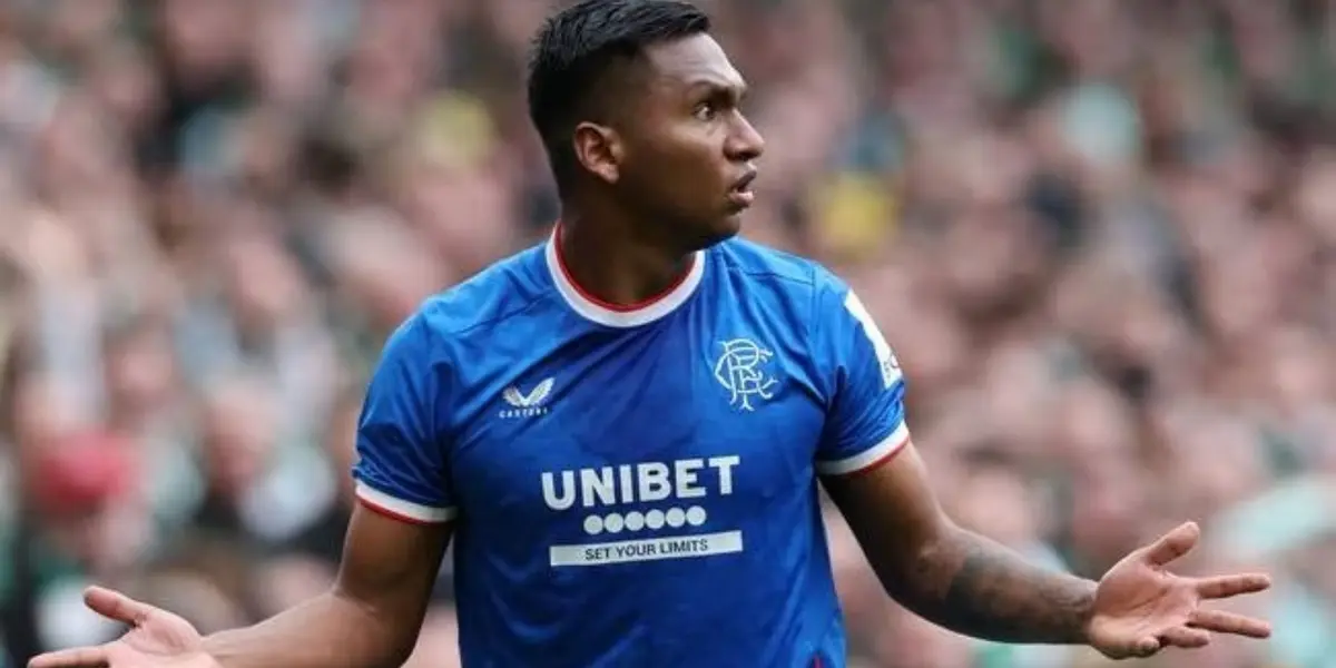 Michael Beale habló del frente colombiano antes del clásico escocés contra el Celtic y compartió detalles sobre su relación con el jugador.