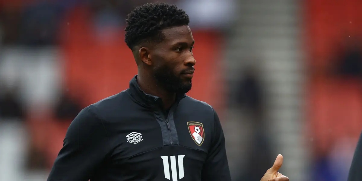 Sin embargo, el colombiano estaría dando prioridad a escuchar una nueva oferta para renovar su contrato con el Bournemouth.