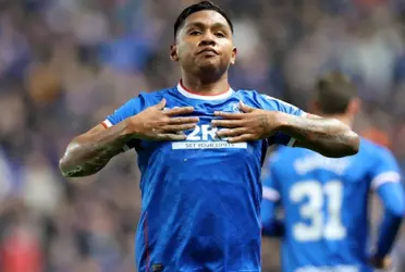 También existe la posibilidad de que el delantero llegue a clubes en donde ya hay compatriotas colombianos.